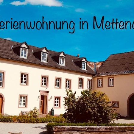 Ferienwohnung In Historischem Bauernhaus In Der Eifel Mettendorf エクステリア 写真